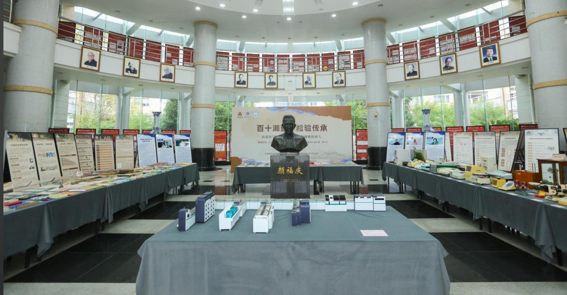 检验医学博物馆巡展现场 检验医学博物馆巡展现场
